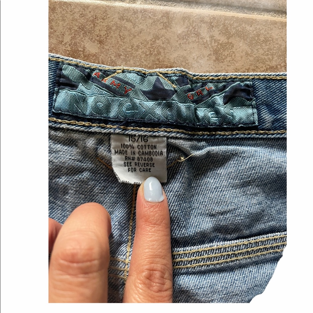 Denim short - Picture 2 of 5